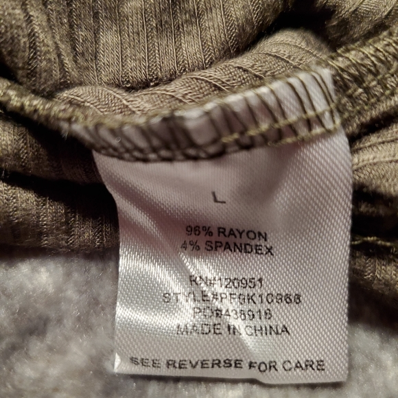 ♡♡♡♡♡  NWT Pink Rose crop top - Picture 8 of 9